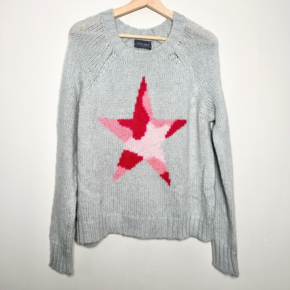 Wooden Ships Camo Star Raglan Crew Barely Grey And Rose Tropica - S/M